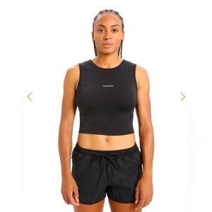 ICEBREAKER Women's black ZoneKnit™ Merino Cropped Bra-Tank Size M - BRAND NEW